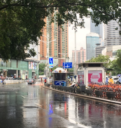 深圳東門老（lǎo）街（jiē）智慧路燈