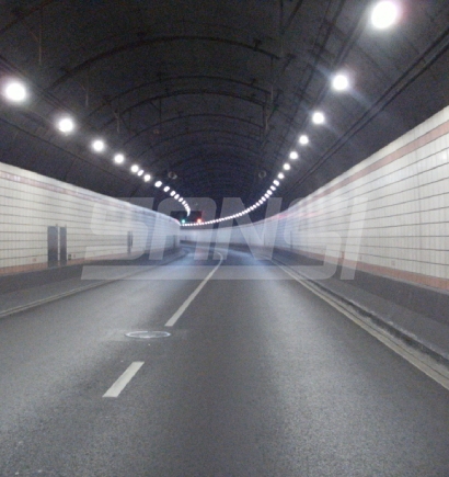 大連路隧道（dào）照明