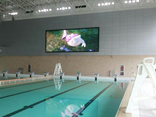 上海交通大學遊泳館室內（nèi）全彩LED顯示屏