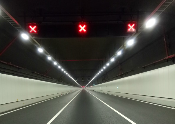 港珠澳大（dà）橋LED隧道燈