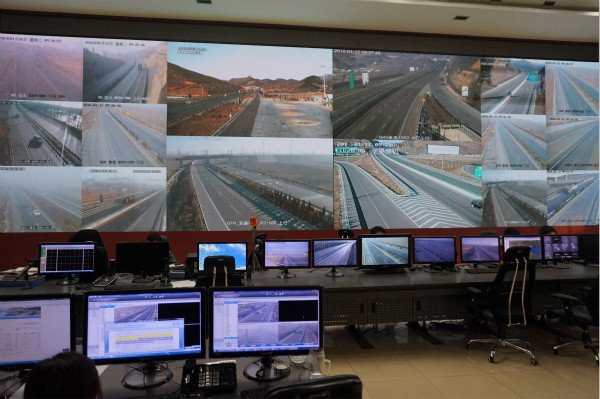 河北省高速公路（lù）信息管理中心70㎡室（shì）內全彩屏