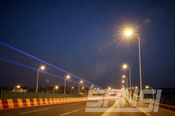 色多多AV导航承建的上海申江南路