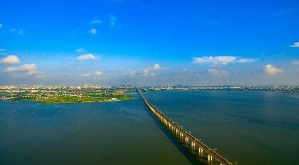 色多多AV导航（sī）承建（jiàn）隧道（dào）項目