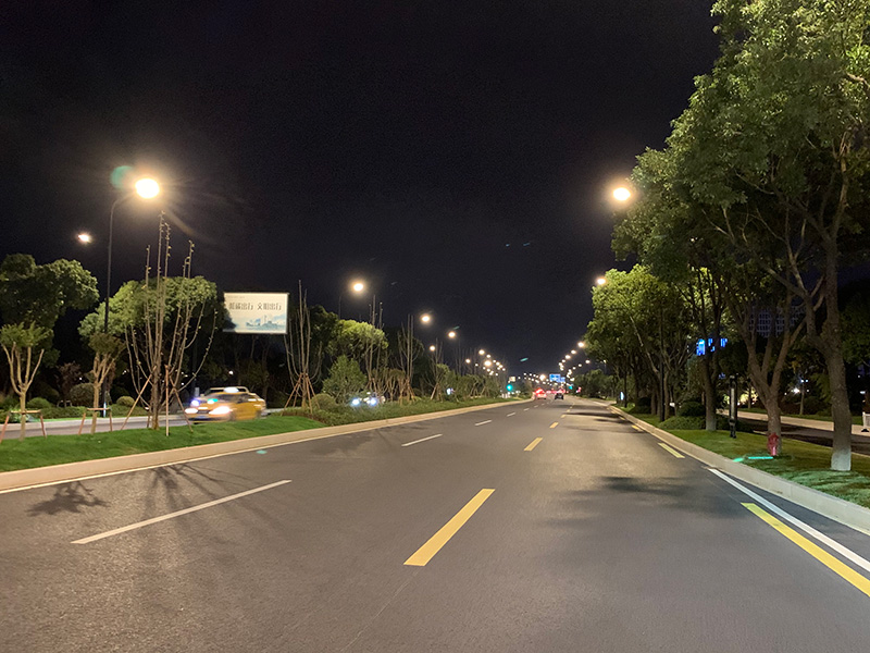 道（dào）路照明,如何選（xuǎn）擇,高效環保設備,照（zhào）明設備