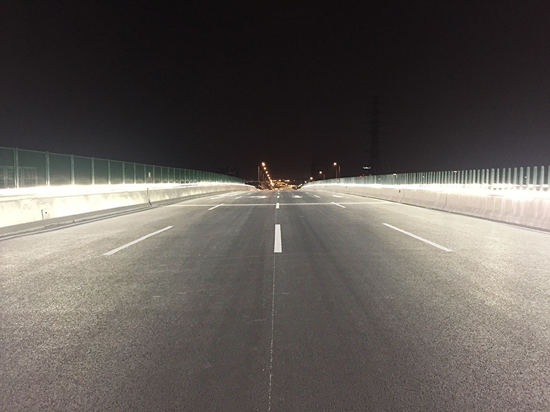 道路照（zhào）明,城市基礎設施（shī）,重要組成部分
