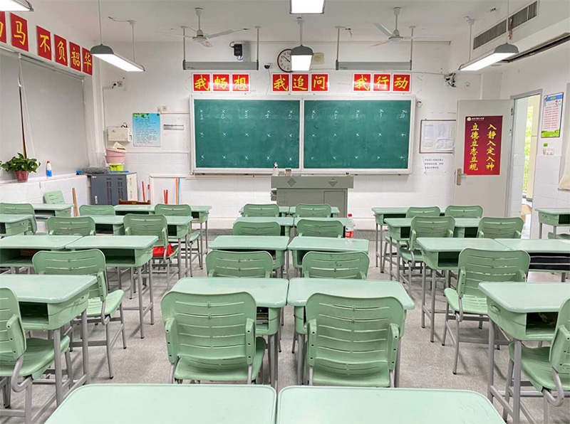 教室（shì）學生護眼燈選擇