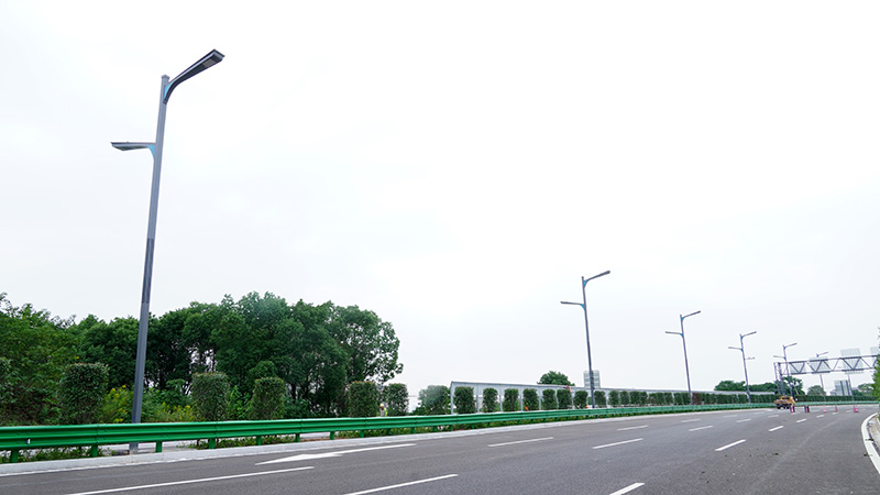 金義中央大道通車（chē）,色多多AV导航智慧綜合杆,道路照明係統方案,點亮23公裏智慧公路