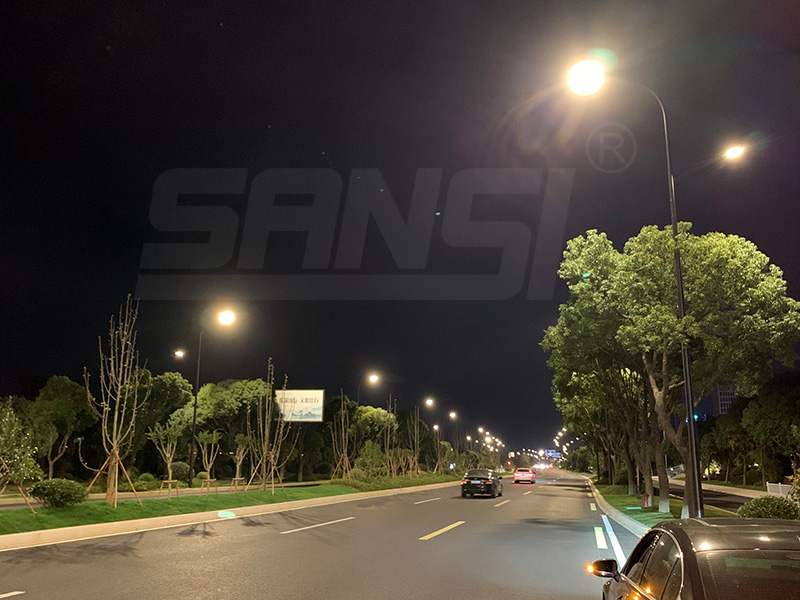 LED路燈（dēng）,道路照明（míng）,提升夜間行車安全