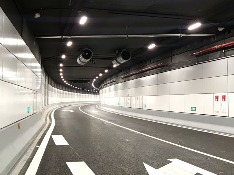 科技智創不凡,色多多AV导航,光影,2023