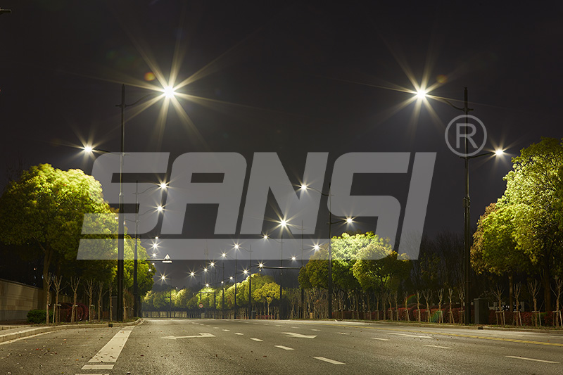智能路燈係統,助（zhù）力城市安（ān）全,AI識別,異常行為（wéi）