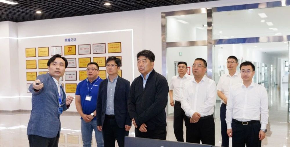 浙江省,副（fù）省長,柯吉欣,行考察調研（yán）,三（sān）思浙江浦江（jiāng）生產基地
